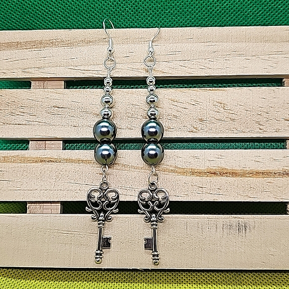 PoshMama Jewelry - Keys To The Kingdom Collection 92.5 SS Post Earrings